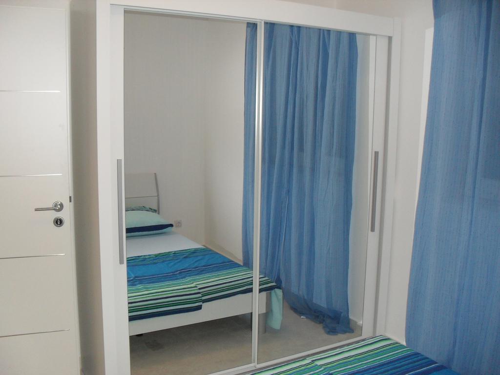 Apartments Govic Primošten Chambre photo