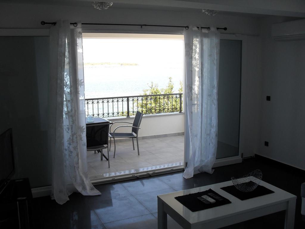 Apartments Govic Primošten Chambre photo